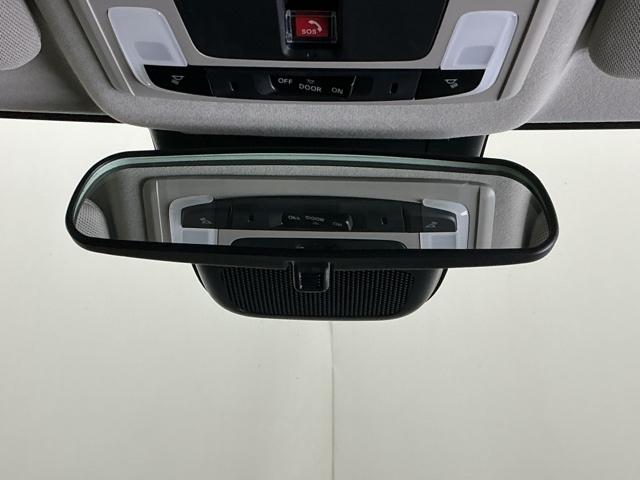 ヴェゼル e:HEVX ナビ Rカメラ ブルートゥース フルセグ 前後障害物センサー AAC イモビライザー スマ-トキ- 誤発進抑制 PW リアカメラ クルコン ESC キーフリー LEDヘッドランプ DVD再生可 ABS(62枚目)