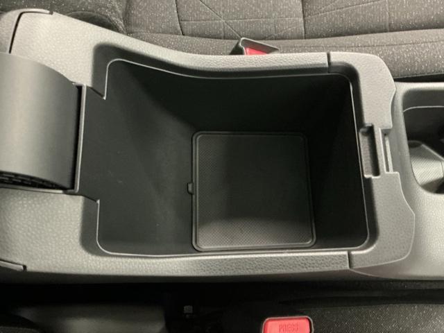 ヴェゼル e:HEVX ナビ Rカメラ ブルートゥース フルセグ 前後障害物センサー AAC イモビライザー スマ-トキ- 誤発進抑制 PW リアカメラ クルコン ESC キーフリー LEDヘッドランプ DVD再生可 ABS(64枚目)