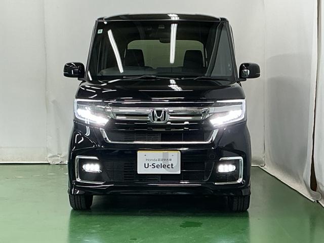 N-BOXカスタム L ナビ Rカメラ ブルートゥース フルセグTV Pソナー サイドエアバッグ Aストップ シートヒータ ベンチシート 点検記録簿 キーフリーシステム LEDライト リアカメ クルーズコントロール AC(6枚目)