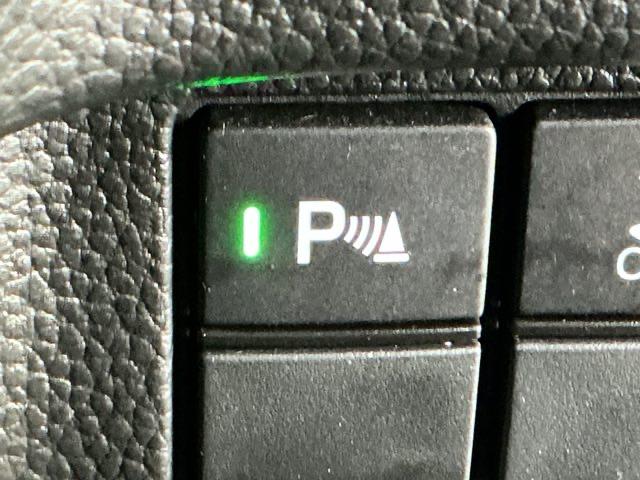 N-BOXカスタム L ナビ Rカメラ ブルートゥース フルセグTV Pソナー サイドエアバッグ Aストップ シートヒータ ベンチシート 点検記録簿 キーフリーシステム LEDライト リアカメ クルーズコントロール AC(14枚目)