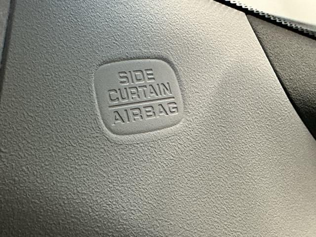 フィット ｅ：ＨＥＶホーム　ナビ　Ｒカメラ　ブルートゥース　フルセグＴＶ　前後誤発進抑制機能　クリソナ　助手席エアバッグ　運転席エアバッグ　アイドリングストップ　ＬＥＤライト　ＵＳＢ接続　バックカメラ　ＡＢＳ　サイドエアバッグ（55枚目）