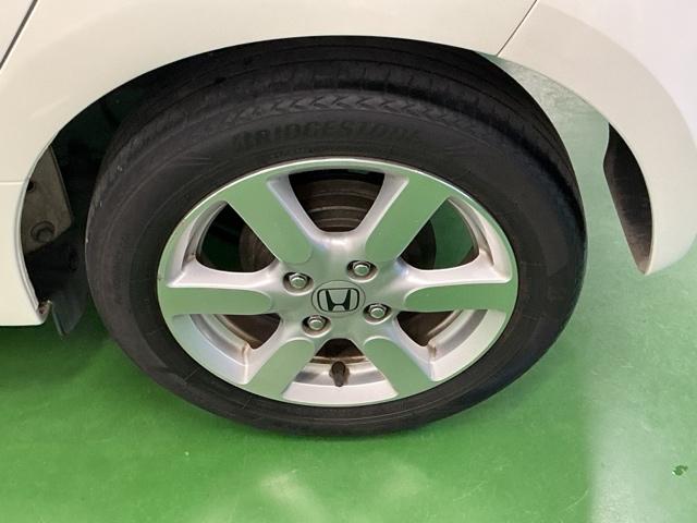 Ｎ－ＯＮＥ プレミアム・Ｌパッケージ　ディスプレイオーディオ　Ｒカメラ　ＣＤ　ＥＣＯＮモード　両席エアバック　フルオートエアコン　スマートキ－　セキュリティー　エアバック　キーレス　パワーウインド　横滑防止装置　Ｂモニター　ＥＴＣ　ＡＢＳ（29枚目）