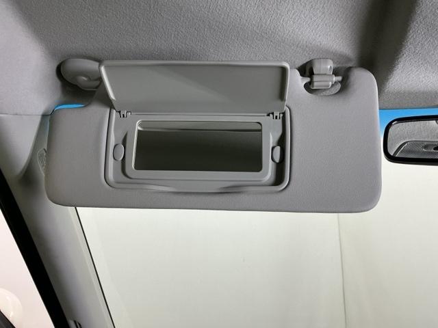 Ｎ－ＯＮＥ プレミアム・Ｌパッケージ　ディスプレイオーディオ　Ｒカメラ　ＣＤ　ＥＣＯＮモード　両席エアバック　フルオートエアコン　スマートキ－　セキュリティー　エアバック　キーレス　パワーウインド　横滑防止装置　Ｂモニター　ＥＴＣ　ＡＢＳ（52枚目）
