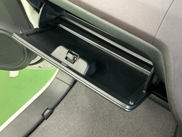 Ｎ－ＯＮＥ プレミアム・Ｌパッケージ　ディスプレイオーディオ　Ｒカメラ　ＣＤ　ＥＣＯＮモード　両席エアバック　フルオートエアコン　スマートキ－　セキュリティー　エアバック　キーレス　パワーウインド　横滑防止装置　Ｂモニター　ＥＴＣ　ＡＢＳ（54枚目）