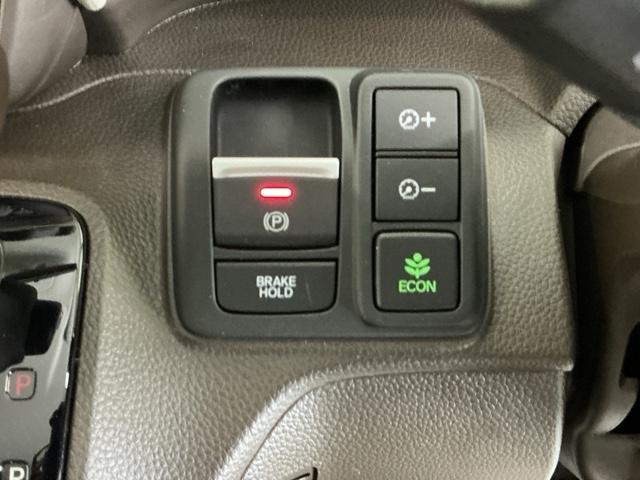 Ｎ－ＢＯＸ Ｌ　ドラレコ　ナビ　Ｒカメラ　ブルートゥース　衝突回避支援ブレーキ　Ｉ－ＳＴＯＰ　クリソナ　ＰＷ　パワステ　Ｓヒーター　スマ－トキ－　Ｂカメ　横滑り防止　ＥＴＣ車載器　整備記録簿　ＬＥＤライト　キーレス付（18枚目）