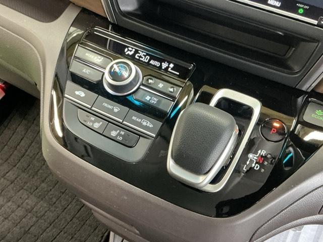 フリードハイブリッド ハイブリッド・Ｇホンダセンシング　ナビ　Ｒカメラ　ブルートゥース　フルセグ　軽減ブレーキ　キーフリーシステム　記録簿　ＤＶＤ再生可能　ＥＣＯＮ　後カメラ　Ａクルーズ　ＬＥＤヘッドランプ　横滑防止　パワーウインドウ　３列シート　ＵＳＢ（16枚目）