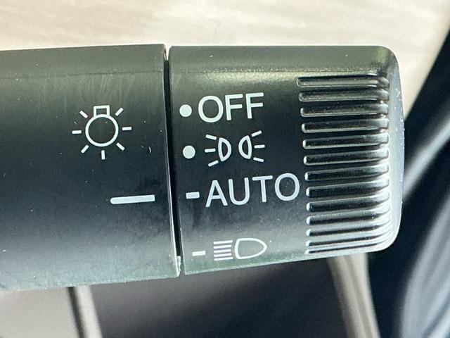 フリードハイブリッド ハイブリッド・Ｇホンダセンシング　ナビ　Ｒカメラ　ブルートゥース　フルセグ　軽減ブレーキ　キーフリーシステム　記録簿　ＤＶＤ再生可能　ＥＣＯＮ　後カメラ　Ａクルーズ　ＬＥＤヘッドランプ　横滑防止　パワーウインドウ　３列シート　ＵＳＢ（23枚目）