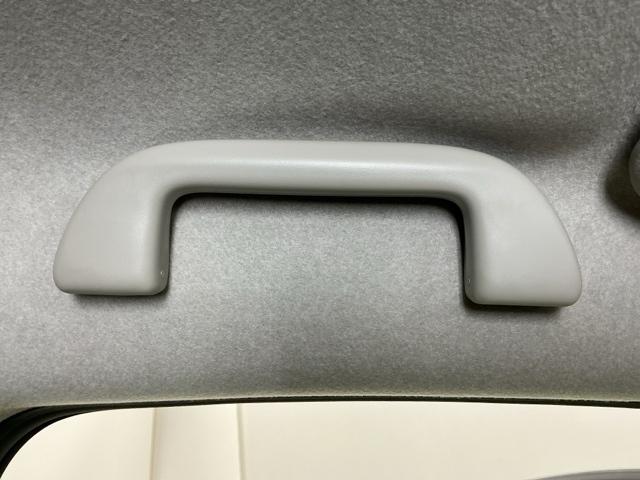 フリードハイブリッド ハイブリッド・Ｇホンダセンシング　ナビ　Ｒカメラ　ブルートゥース　フルセグ　軽減ブレーキ　キーフリーシステム　記録簿　ＤＶＤ再生可能　ＥＣＯＮ　後カメラ　Ａクルーズ　ＬＥＤヘッドランプ　横滑防止　パワーウインドウ　３列シート　ＵＳＢ（62枚目）