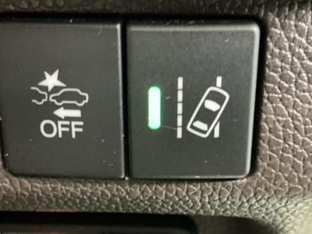 フリードハイブリッド ハイブリッド・Ｇホンダセンシング　ナビ　Ｒカメラ　ブルートゥース　フルセグ　軽減ブレーキ　キーフリーシステム　記録簿　ＤＶＤ再生可能　ＥＣＯＮ　後カメラ　Ａクルーズ　ＬＥＤヘッドランプ　シートＨ　横滑防止　パワーウインドウ　３列シート（27枚目）