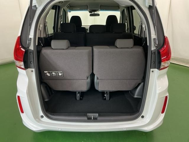 フリードハイブリッド ハイブリッド・Ｇホンダセンシング　ナビ　Ｒカメラ　ブルートゥース　フルセグ　軽減ブレーキ　キーフリーシステム　記録簿　ＤＶＤ再生可能　ＥＣＯＮ　後カメラ　Ａクルーズ　ＬＥＤヘッドランプ　シートＨ　横滑防止　パワーウインドウ　３列シート（31枚目）
