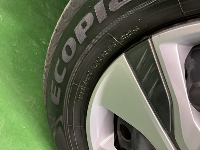 フリードハイブリッド ハイブリッド・Ｇホンダセンシング　ナビ　Ｒカメラ　ブルートゥース　フルセグ　軽減ブレーキ　キーフリーシステム　記録簿　ＤＶＤ再生可能　ＥＣＯＮ　後カメラ　Ａクルーズ　ＬＥＤヘッドランプ　シートＨ　横滑防止　パワーウインドウ　３列シート（55枚目）