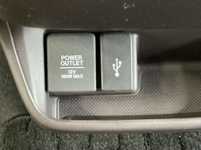 フリードハイブリッド ハイブリッド・Ｇホンダセンシング　ナビ　Ｒカメラ　ブルートゥース　フルセグ　軽減ブレーキ　キーフリーシステム　記録簿　ＤＶＤ再生可能　ＥＣＯＮ　後カメラ　Ａクルーズ　ＬＥＤヘッドランプ　シートＨ　横滑防止　パワーウインドウ　３列シート（57枚目）