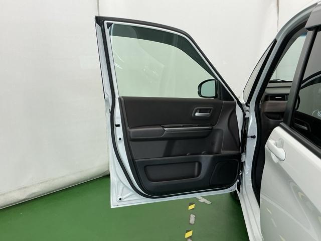 フリードハイブリッド ハイブリッド・Ｇホンダセンシング　ナビ　Ｒカメラ　ブルートゥース　フルセグ　軽減ブレーキ　キーフリーシステム　記録簿　ＤＶＤ再生可能　ＥＣＯＮ　後カメラ　Ａクルーズ　ＬＥＤヘッドランプ　シートＨ　横滑防止　パワーウインドウ　３列シート（62枚目）