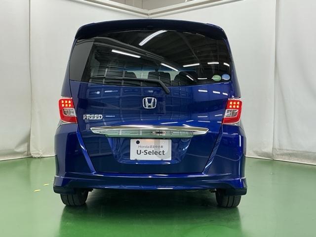 フリード Gエアロ ナビ Rカメラ ブルートゥース フルセグ 助手席エアバッグ 地デジテレビ 盗難防止 インテリキー キーレスエントリ エアバック パワーステアリング 記録簿付き 横滑防止装置 エアコン ETC付き 3列(9枚目)