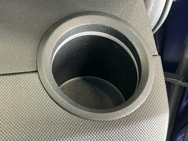 フリード Gエアロ ナビ Rカメラ ブルートゥース フルセグ 助手席エアバッグ 地デジテレビ 盗難防止 インテリキー キーレスエントリ エアバック パワーステアリング 記録簿付き 横滑防止装置 エアコン ETC付き 3列(16枚目)