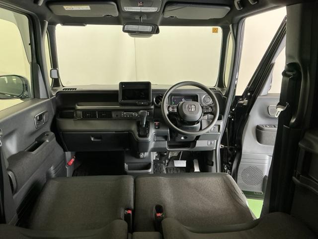 Ｎ－ＢＯＸカスタム ベースグレード　フルＬＥＤヘッドライト　１４インチアルミホイール　ＣＭＢＳ　ベンチシート　オートエアコン　スマートキ　盗難防止装置　クルコン　パワーステアリング　エアバッグ　ＥＳＣ　パワーウインドウ　オートライト（2枚目）