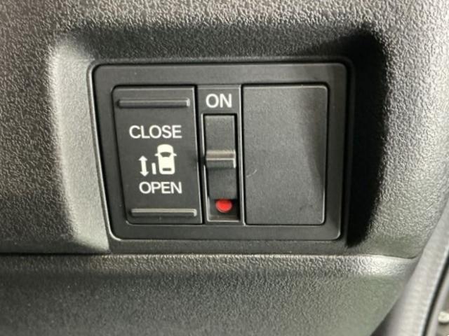 Ｎ－ＢＯＸカスタム ベースグレード　フルＬＥＤヘッドライト　１４インチアルミホイール　ＣＭＢＳ　ベンチシート　オートエアコン　スマートキ　盗難防止装置　クルコン　パワーステアリング　エアバッグ　ＥＳＣ　パワーウインドウ　オートライト（22枚目）