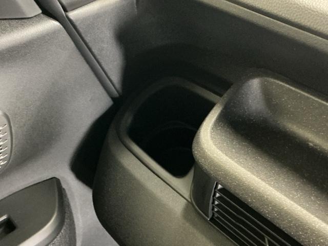 Ｎ－ＢＯＸカスタム ベースグレード　フルＬＥＤヘッドライト　１４インチアルミホイール　ＣＭＢＳ　ベンチシート　オートエアコン　スマートキ　盗難防止装置　クルコン　パワーステアリング　エアバッグ　ＥＳＣ　パワーウインドウ　オートライト（64枚目）