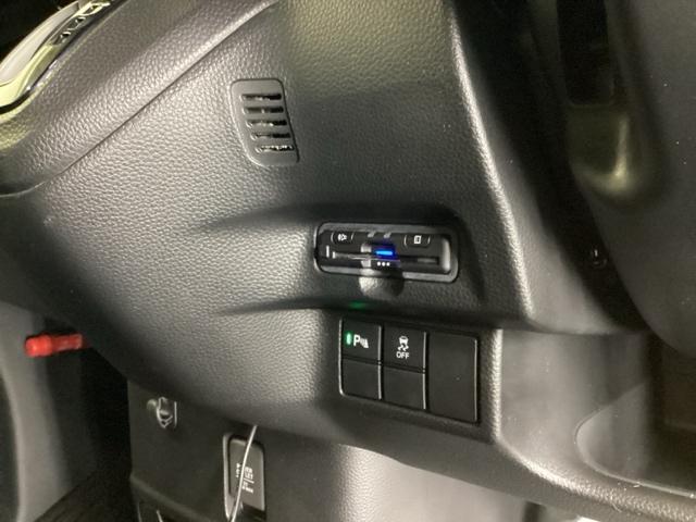 Ｎ－ＢＯＸカスタム Ｌ　ナビ　Ｒカメラ　ブルートゥース　ＣＤ　ＥＴＣ　サイドエアバッグ　Ａストップ　シートヒータ　ベンチシート　点検記録簿　キーフリーシステム　ＬＥＤライト　リアカメ　クルーズコントロール　ＡＣ　スマキー（13枚目）