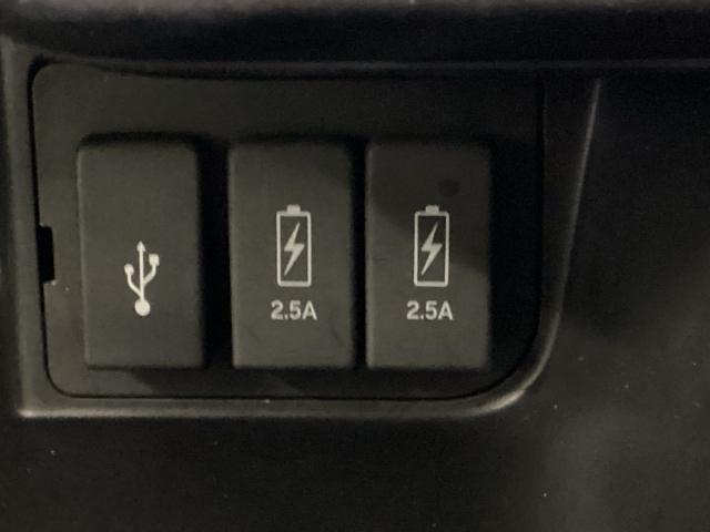 Ｎ－ＢＯＸカスタム Ｌ　ナビ　Ｒカメラ　ブルートゥース　ＣＤ　ＥＴＣ　サイドエアバッグ　Ａストップ　シートヒータ　ベンチシート　点検記録簿　キーフリーシステム　ＬＥＤライト　リアカメ　クルーズコントロール　ＡＣ　スマキー（19枚目）