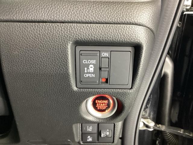 Ｎ－ＢＯＸカスタム Ｌ　ナビ　Ｒカメラ　ブルートゥース　ＣＤ　ＥＴＣ　サイドエアバッグ　Ａストップ　シートヒータ　ベンチシート　点検記録簿　キーフリーシステム　ＬＥＤライト　リアカメ　クルーズコントロール　ＡＣ　スマキー（25枚目）