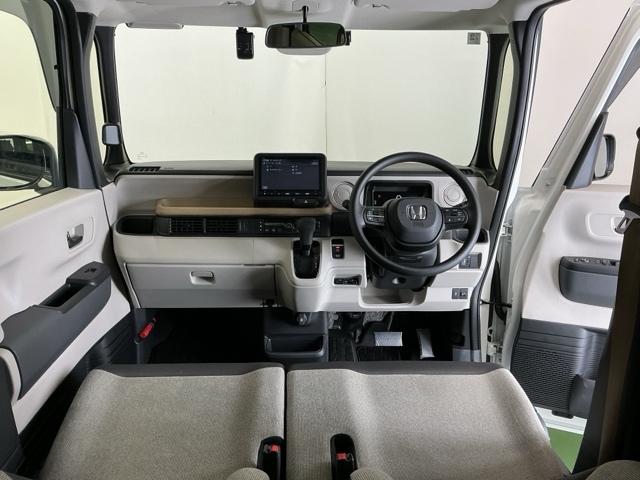 Ｎ－ＢＯＸ ベースグレード　ナビ　Ｒカメラ　ブルートゥース　フルセグ　衝突軽減システム　スマートキ－　カーテンエアバック　イモビライザー　ＥＣＯモード　横滑り防止　オートクルーズ　ＬＥＤヘッドライト　キーフリー　地デジ　ＡＢＳ（2枚目）