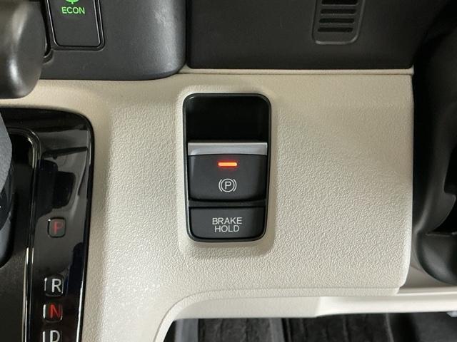 Ｎ－ＢＯＸ ベースグレード　ナビ　Ｒカメラ　ブルートゥース　フルセグ　衝突軽減システム　スマートキ－　カーテンエアバック　イモビライザー　ＥＣＯモード　横滑り防止　オートクルーズ　ＬＥＤヘッドライト　キーフリー　地デジ　ＡＢＳ（18枚目）