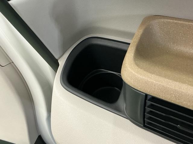 Ｎ－ＢＯＸ ベースグレード　ナビ　Ｒカメラ　ブルートゥース　フルセグ　衝突軽減システム　スマートキ－　カーテンエアバック　イモビライザー　ＥＣＯモード　横滑り防止　オートクルーズ　ＬＥＤヘッドライト　キーフリー　地デジ　ＡＢＳ（53枚目）