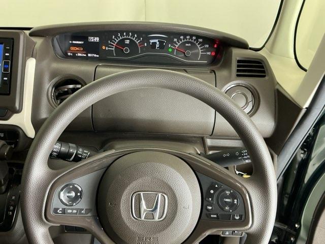 Ｎ－ＢＯＸ Ｌ　ナビ　Ｒカメラ　ブルートゥース　フルセグＴＶ　衝突回避支援ブレーキ　Ｉ－ＳＴＯＰ　クリソナ　ＰＷ　パワステ　Ｓヒーター　スマ－トキ－　Ｂカメ　地デジＴＶ　横滑り防止　ＥＴＣ車載器　整備記録簿　ＤＶＤ（23枚目）