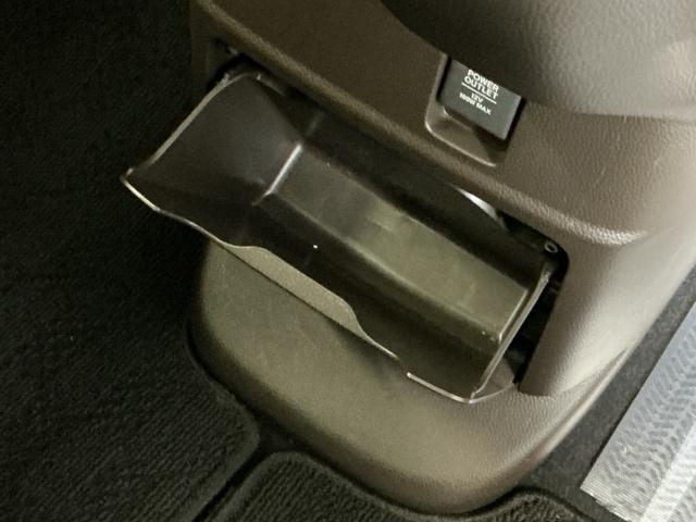 Ｎ－ＢＯＸ Ｌ　ナビ　Ｒカメラ　ブルートゥース　フルセグＴＶ　衝突回避支援ブレーキ　Ｉ－ＳＴＯＰ　クリソナ　ＰＷ　パワステ　Ｓヒーター　スマ－トキ－　Ｂカメ　地デジＴＶ　横滑り防止　ＥＴＣ車載器　整備記録簿　ＤＶＤ（58枚目）