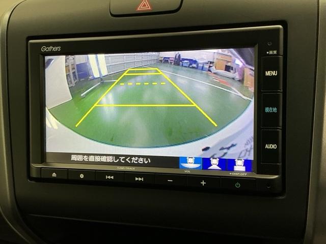 フリード＋ Ｇ　ナビ　Ｒカメラ　ブルートゥース　ＥＴＣ　衝突被害軽減システム　シ－トヒ－タ－　盗難防止装置　アイドリングストップ　両側パワースライドドア　ＬＥＤヘッド　ＥＳＣ　エアバック　パワーウインドウ　ＡＢＳ（12枚目）