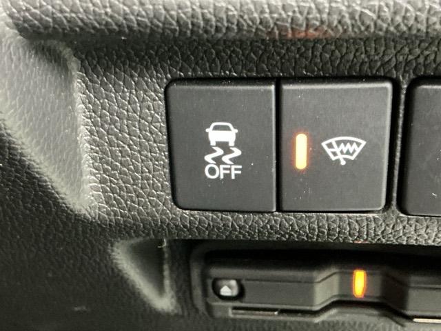 フリード＋ Ｇ　ナビ　Ｒカメラ　ブルートゥース　ＥＴＣ　衝突被害軽減システム　シ－トヒ－タ－　盗難防止装置　アイドリングストップ　両側パワースライドドア　ＬＥＤヘッド　ＥＳＣ　エアバック　パワーウインドウ　ＡＢＳ（24枚目）