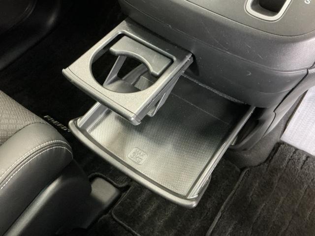 フリード＋ Ｇ　ナビ　Ｒカメラ　ブルートゥース　ＥＴＣ　衝突被害軽減システム　シ－トヒ－タ－　盗難防止装置　アイドリングストップ　両側パワースライドドア　ＬＥＤヘッド　ＥＳＣ　エアバック　パワーウインドウ　ＡＢＳ（55枚目）