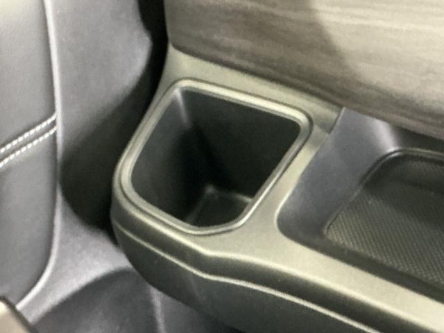 フリード＋ Ｇ　ナビ　Ｒカメラ　ブルートゥース　ＥＴＣ　衝突被害軽減システム　シ－トヒ－タ－　盗難防止装置　アイドリングストップ　両側パワースライドドア　ＬＥＤヘッド　ＥＳＣ　エアバック　パワーウインドウ　ＡＢＳ（56枚目）