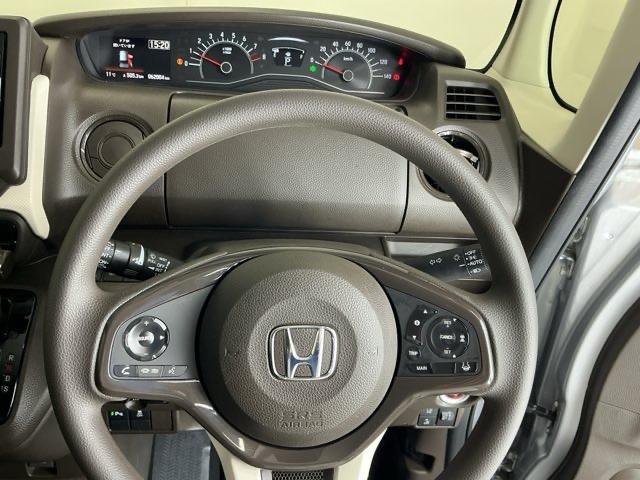 Ｎ－ＢＯＸ Ｌ　ナビ　Ｒカメラ　ブルートゥース　フルセグ　衝突回避支援ブレーキ　Ｉ－ＳＴＯＰ　ＰＷ　パワステ　Ｓヒーター　スマ－トキ－　Ｂカメ　地デジＴＶ　横滑り防止　ＥＴＣ車載器　整備記録簿　ＬＥＤライト　ＤＶＤ（23枚目）