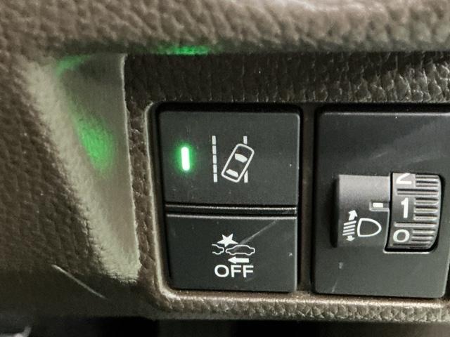 Ｎ－ＢＯＸ Ｌ　ナビ　Ｒカメラ　ブルートゥース　フルセグ　衝突回避支援ブレーキ　Ｉ－ＳＴＯＰ　ＰＷ　パワステ　Ｓヒーター　スマ－トキ－　Ｂカメ　地デジＴＶ　横滑り防止　ＥＴＣ車載器　整備記録簿　ＬＥＤライト　ＤＶＤ（27枚目）