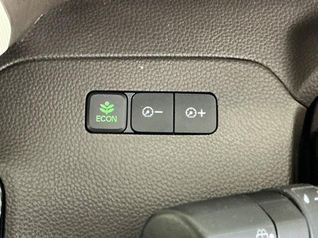 Ｎ－ＢＯＸ Ｌ　ナビ　Ｒカメラ　ブルートゥース　フルセグ　衝突回避支援ブレーキ　Ｉ－ＳＴＯＰ　ＰＷ　パワステ　Ｓヒーター　スマ－トキ－　Ｂカメ　地デジＴＶ　横滑り防止　ＥＴＣ車載器　整備記録簿　ＬＥＤライト　ＤＶＤ（28枚目）