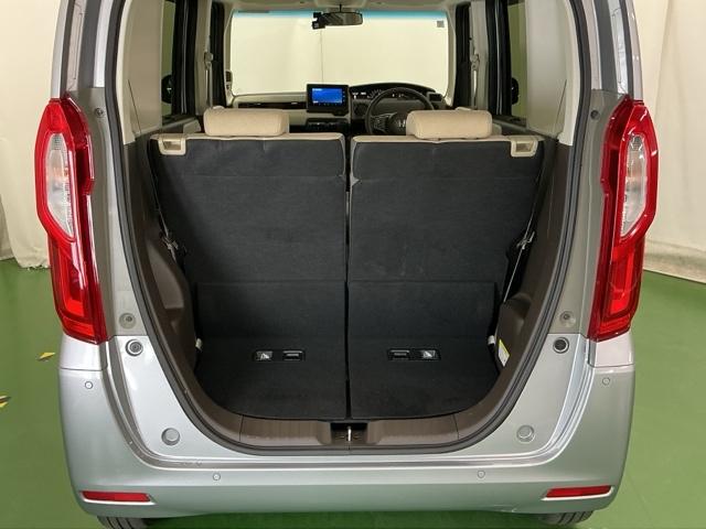 Ｎ－ＢＯＸ Ｌ　ナビ　Ｒカメラ　ブルートゥース　フルセグ　衝突回避支援ブレーキ　Ｉ－ＳＴＯＰ　ＰＷ　パワステ　Ｓヒーター　スマ－トキ－　Ｂカメ　地デジＴＶ　横滑り防止　ＥＴＣ車載器　整備記録簿　ＬＥＤライト　ＤＶＤ（31枚目）