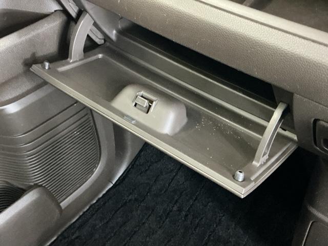 Ｎ－ＢＯＸ Ｌ　ナビ　Ｒカメラ　ブルートゥース　フルセグ　衝突回避支援ブレーキ　Ｉ－ＳＴＯＰ　ＰＷ　パワステ　Ｓヒーター　スマ－トキ－　Ｂカメ　地デジＴＶ　横滑り防止　ＥＴＣ車載器　整備記録簿　ＬＥＤライト　ＤＶＤ（56枚目）