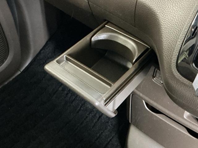 Ｎ－ＢＯＸ Ｌ　ナビ　Ｒカメラ　ブルートゥース　フルセグ　衝突回避支援ブレーキ　Ｉ－ＳＴＯＰ　ＰＷ　パワステ　Ｓヒーター　スマ－トキ－　Ｂカメ　地デジＴＶ　横滑り防止　ＥＴＣ車載器　整備記録簿　ＬＥＤライト　ＤＶＤ（57枚目）