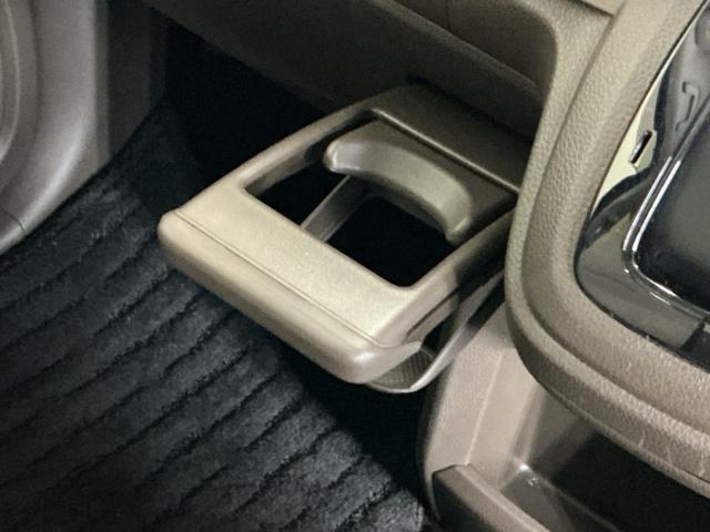 Ｎ－ＷＧＮ Ｌ　メモリーナビ　Ｒカメラ　フルセグ　シートヒーター　Ｐセンサー　誤発進抑制　ＤＶＤ　記録簿　バックカメラ　ベンチシート　盗難防止システム　ＡＢＳ　スマートキー　サイドカーテンエアバック　クルコン　ＵＳＢ（53枚目）