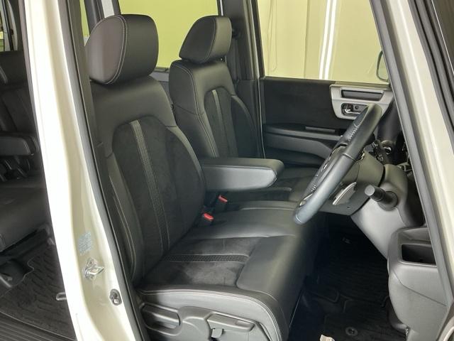 Ｎ－ＢＯＸカスタム Ｌターボスタイル＋ブラック　ナビ　Ｒカメラ　ブルートゥース　フルセグ　ベンチＳ　ターボエンジン　コーナーセンサ　スマ－トキ－　エアバック　横滑り防止機能　サイドカーテンエアバック　ＵＳＢ接続　クルーズコントロール　地デジ　ＡＡＣ（21枚目）