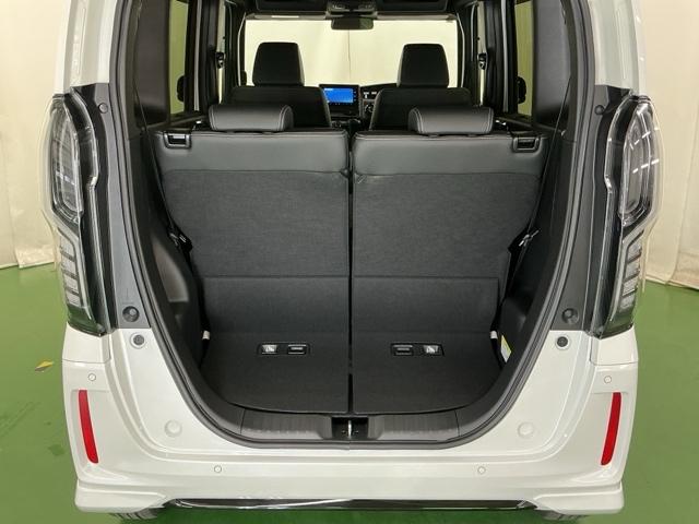 Ｎ－ＢＯＸカスタム Ｌターボスタイル＋ブラック　ナビ　Ｒカメラ　ブルートゥース　フルセグ　ベンチＳ　ターボエンジン　コーナーセンサ　スマ－トキ－　エアバック　横滑り防止機能　サイドカーテンエアバック　ＵＳＢ接続　クルーズコントロール　地デジ　ＡＡＣ（30枚目）