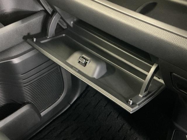 Ｎ－ＢＯＸカスタム Ｌターボスタイル＋ブラック　ナビ　Ｒカメラ　ブルートゥース　フルセグ　ベンチＳ　ターボエンジン　コーナーセンサ　スマ－トキ－　エアバック　横滑り防止機能　サイドカーテンエアバック　ＵＳＢ接続　クルーズコントロール　地デジ　ＡＡＣ（54枚目）