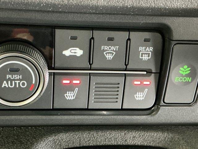 Ｎ－ＢＯＸカスタム ベースグレード　ドラレコ　ナビ　Ｒカメラ　ブルートゥース　Ｐソナー　レーダーブレーキサポート　ＥＴＣ装備　地デジ対応　サイドエアバック　Ｓヒータ　スマートキー＆プッシュスタート　横滑り防止　ＵＳＢ　盗難防止　Ｂカメ（16枚目）