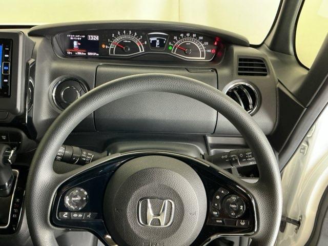 N-BOXカスタム L ドラレコ ナビ Rカメラ ブルートゥース 両席エアバック Bモニタ ブレーキサポート セキュリティー LEDランプ キーレスエントリー 記録簿 SRS 横滑り防止機能 片側電動両側スライドドア PW(25枚目)