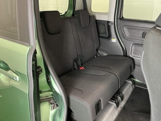 �t���b�g�ȏ��ƕG���⓪��X�y�[�X�ȂǏ\���ȍL��������܂�