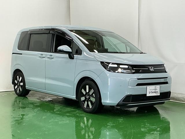 フリード e:HEVエアーEX ドラレコ ナビ Rカメラ ブルートゥース ESC DVD ETC車載器 サイドエアバッグ フルオートエアコン 前後誤発進抑制 両側PSD 盗難防止装置 クルーズコントロール 禁煙 フルセグ USB接続(7枚目)