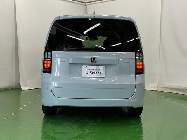 フリード e:HEVエアーEX ドラレコ ナビ Rカメラ ブルートゥース ESC DVD ETC車載器 サイドエアバッグ フルオートエアコン 前後誤発進抑制 両側PSD 盗難防止装置 クルーズコントロール 禁煙 フルセグ USB接続(9枚目)