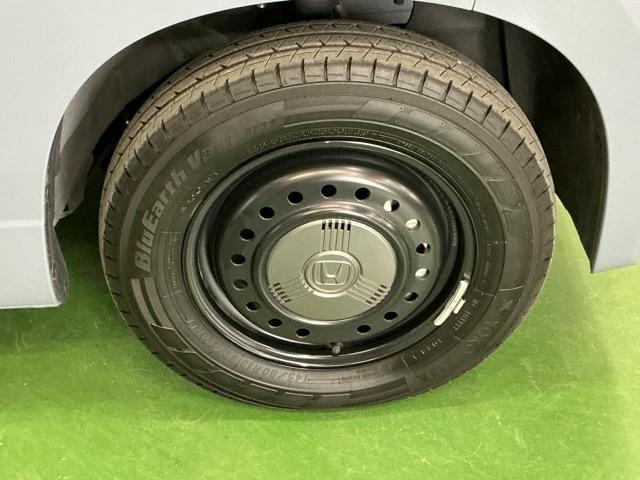 Ｎ－ＶＡＮ ｅ： ｅ：ファン　ドラレコ　ディスプレイオーディオ　Ｒカメラ　ドライブレコーダー　ＥＳＣ　オートエアコン　サイドエアバック　ＬＥＤ　オートライト　クリアランスソナー　ＵＳＢ　スマートキー　ＥＴＣ　両側スライドドア　禁煙（30枚目）